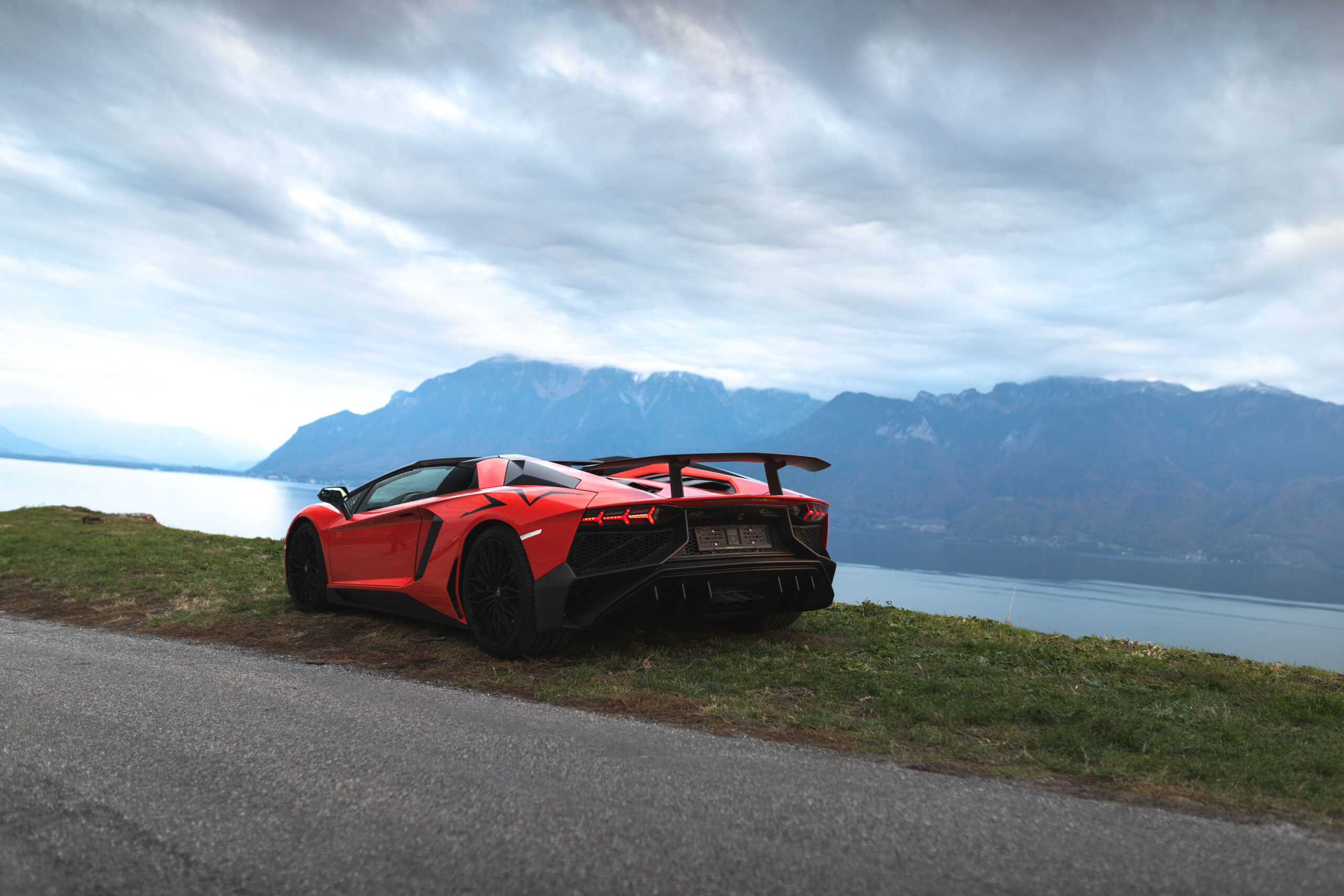 Lamborghini Aventador SV Roadster